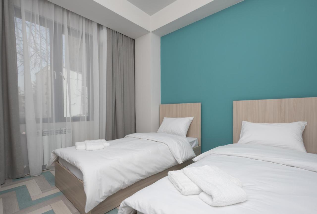 Hotel Armeni Yerevan Exterior photo