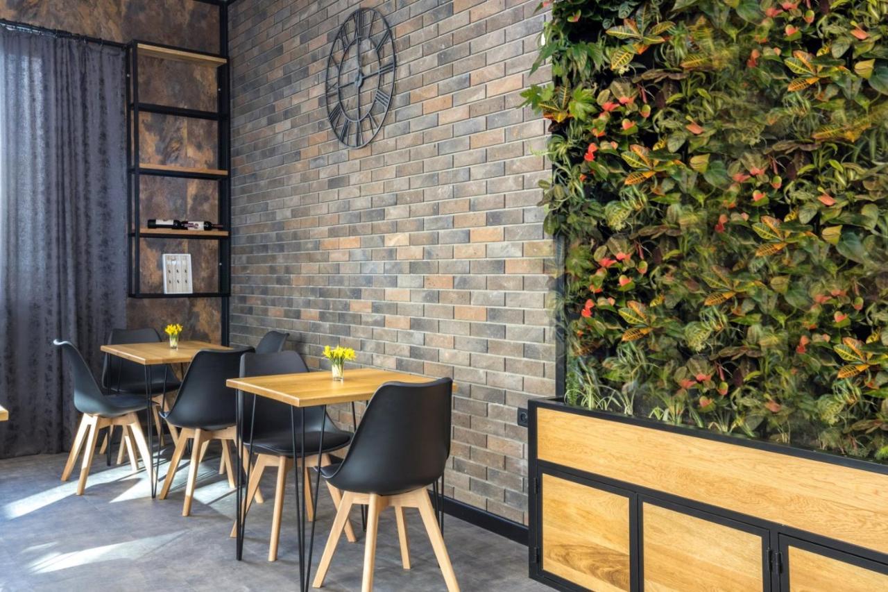 Hotel Armeni Yerevan Exterior photo